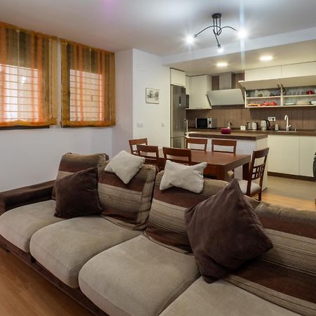 Apartament Bhost - Maria Auxiliadora Kordoba Zewnętrze zdjęcie